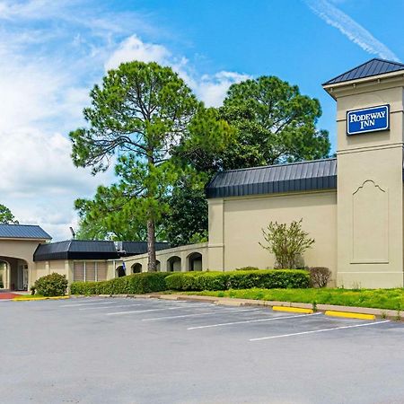 Rodeway Inn Huntsville Buitenkant foto